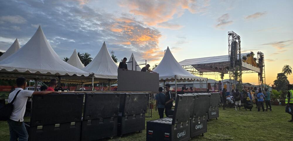 Produksi panggung dan tata teknis event Papua Kreatif